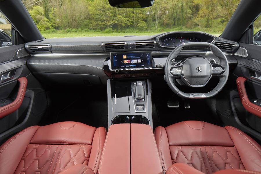  Peugeot 508 SW GT Line 2019 года  (UK) (фото 15 из 25)
